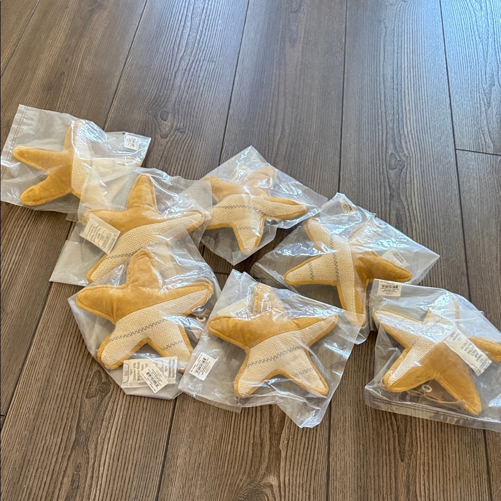 Mud Pie Yellow Star Plush velvet Christmas decor (Set of 7)